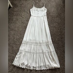 Forever 21 White Maxi Dress